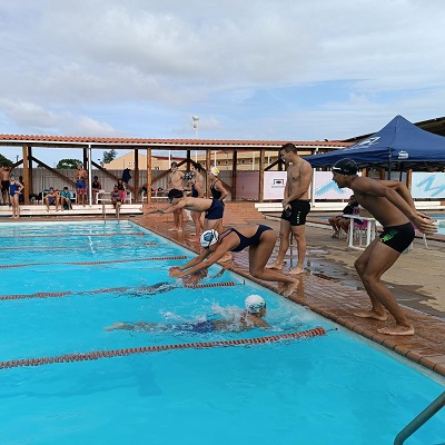 Alunos competiram nas provas de até 400m no 1.º open de Natação