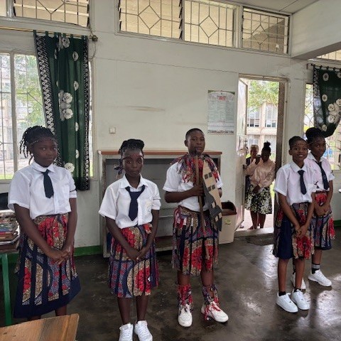 Festival “Escolas com Livros”: uma celebração da leitura e da criatividade