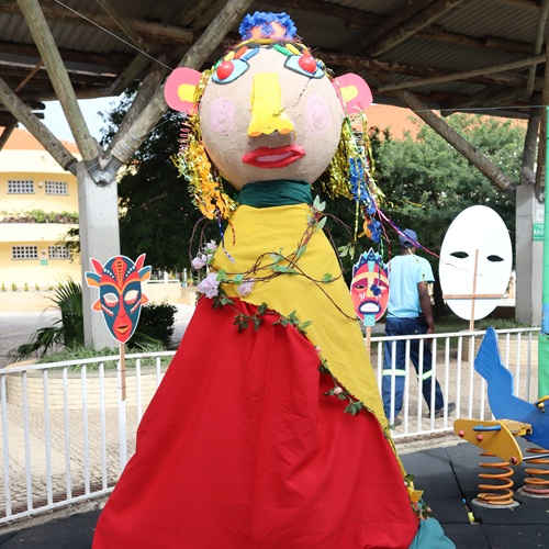 Pré-escolar homenageia Caretos e Gigantones, ícones do Carnaval português