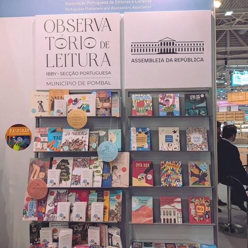 “Bashshar, o guardador de pássaros” na Feira do Livro Infantil de Bolonha 