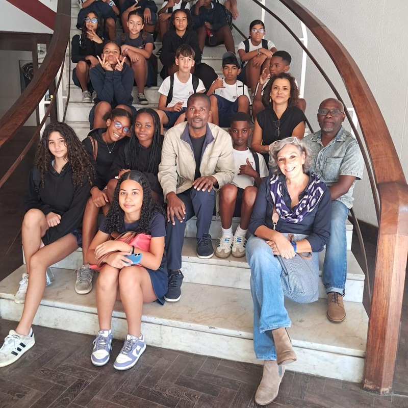 Alunos do 6.º ano da EPM-CELP visitam museus e espaços de arte em Maputo 